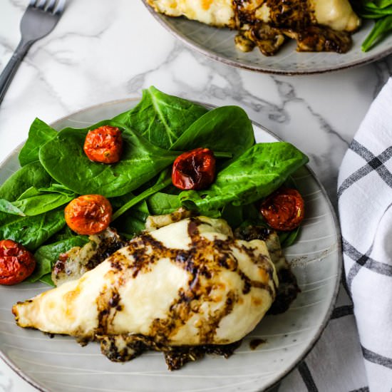 Easy Caprese Chicken