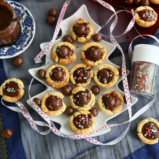 Chocolate Curd Spelt Cookie Cups