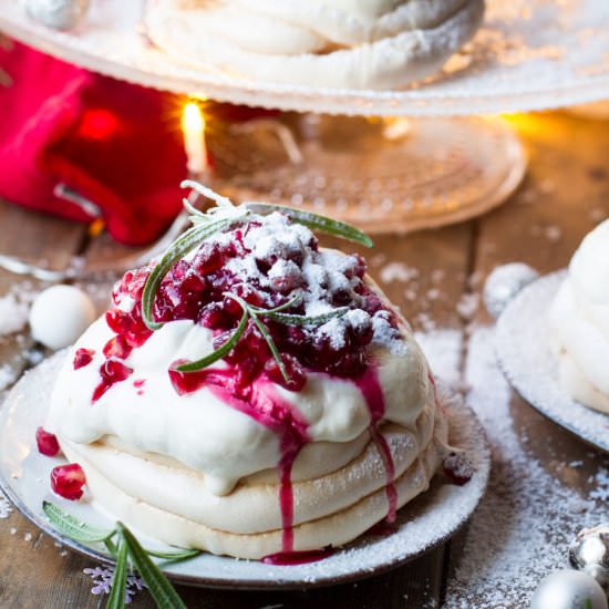 Blitzen’s Christmas Pavlova Dessert