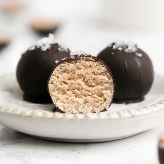 Healthy Eggnog Truffles