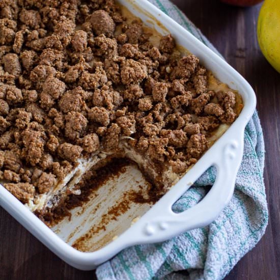 Sour Cream Apple Crumb Cake