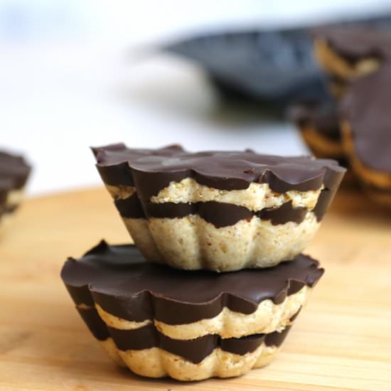 No-Bake Chocolate and Oats Cups