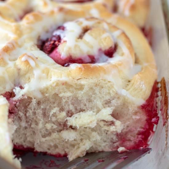 Raspberry Cinnamon Rolls