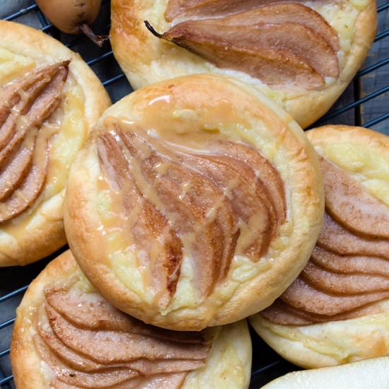 Maple custard brioche tarts