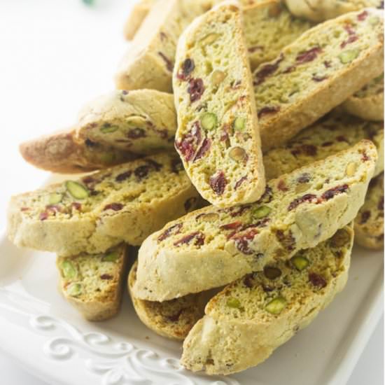 cranberry pistachio biscotti