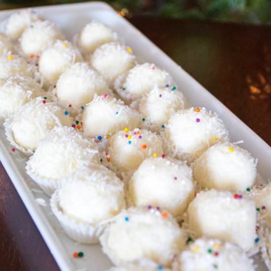 No-Bake Raffaello Coconut Balls