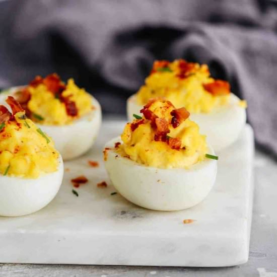 Easy Deviled Eggs Recipe