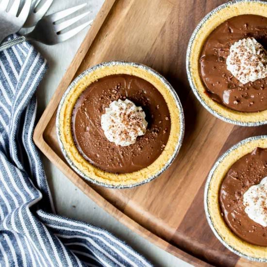 Mini Chocolate Cream Pies