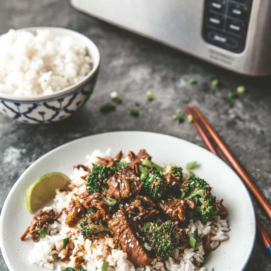 Slow Cooker Beef and Broccoli
