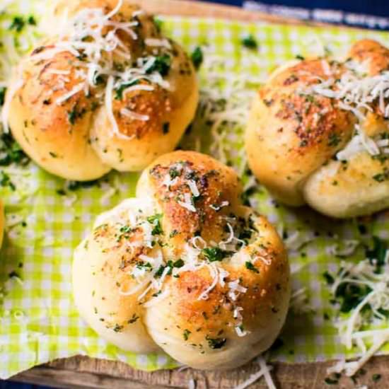 Parmesan Garlic Knots Recipe