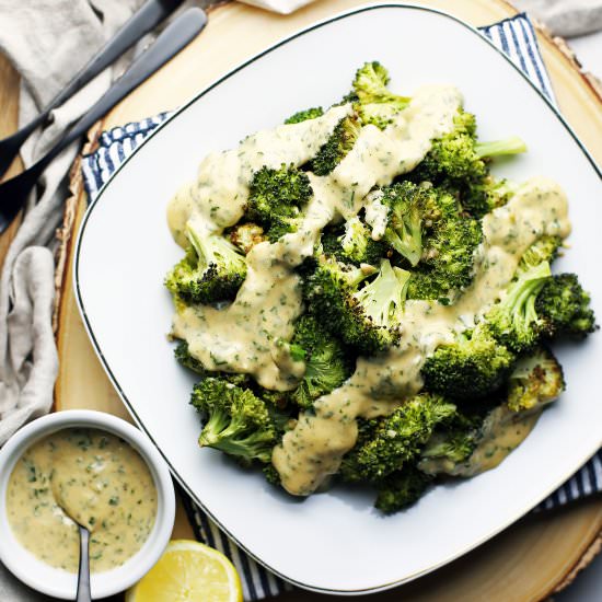 Broccoli with Hollandaise Sauce