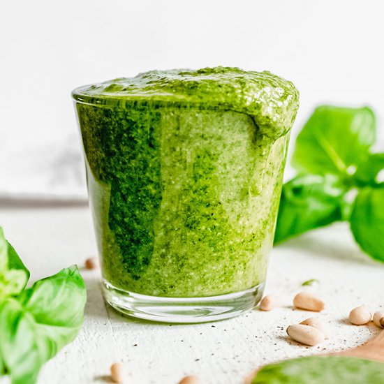 Easy Homemade Pesto