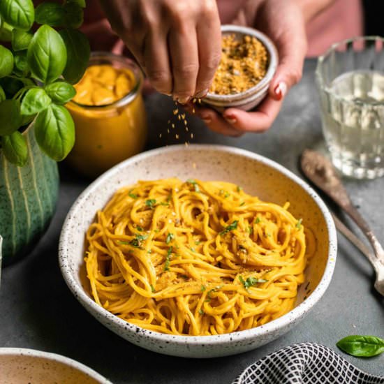 Creamy Kabocha & Red Pepper Pasta