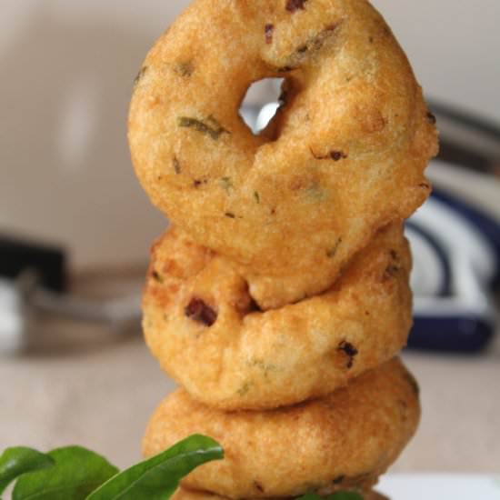 Medhu Vada