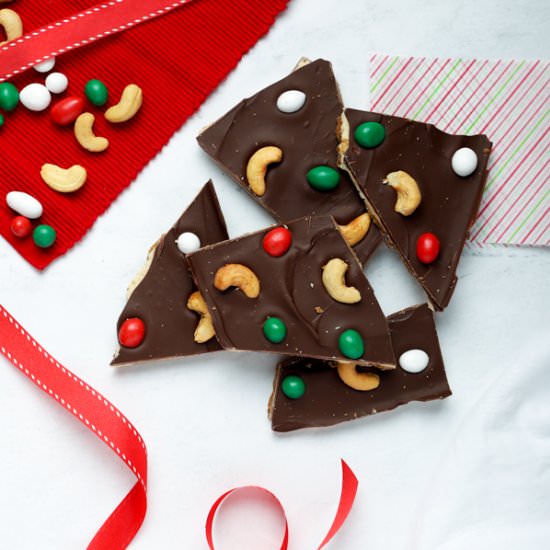 Cashew Chocolate Bark