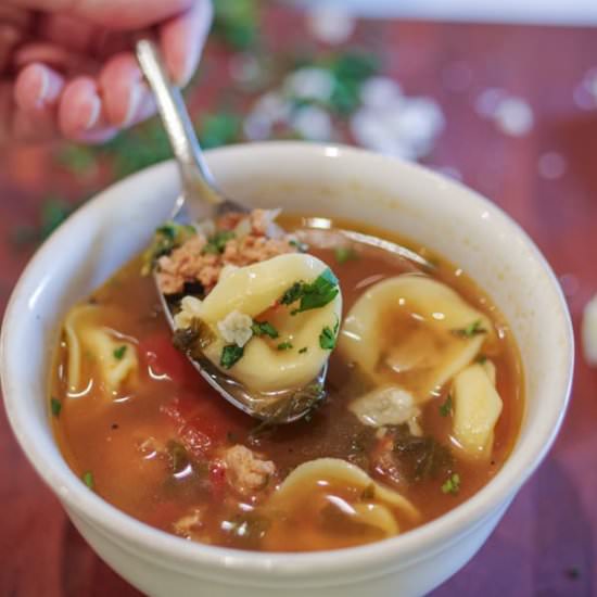 Fast & Easy Tortellini Soup
