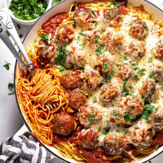 Baked Spaghetti & Meatballs