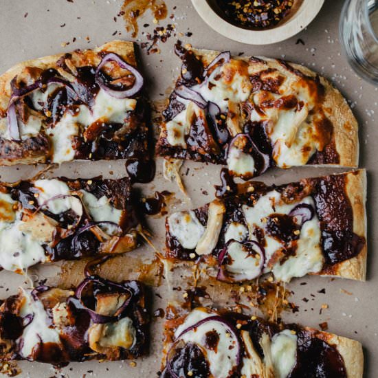 BBQ Chicken Flatbread Recipe