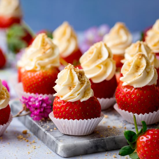 Cheesecake stuffed strawberries