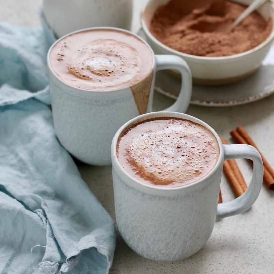 How to Make a Maca Latte
