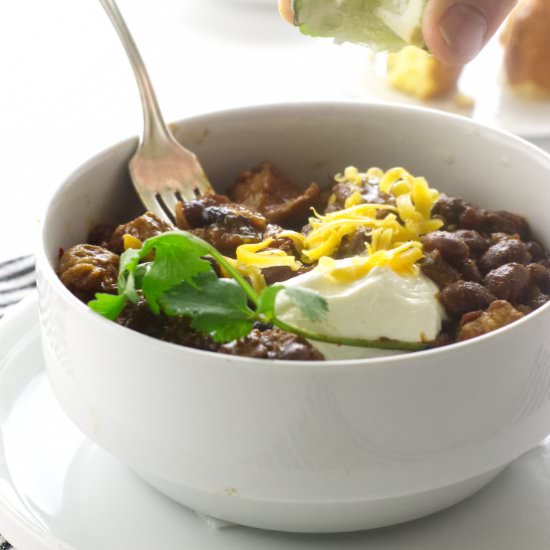 Chipotle pork chili beans