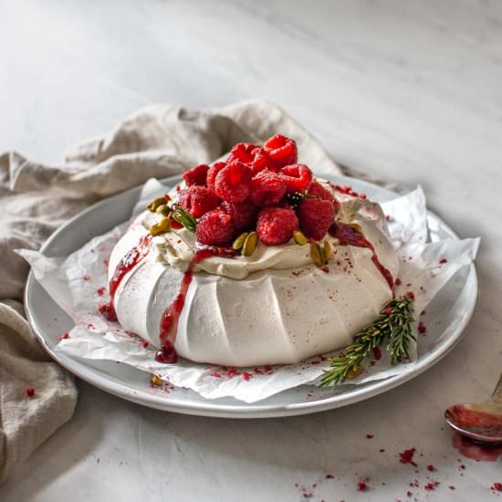 Berry Pavlova
