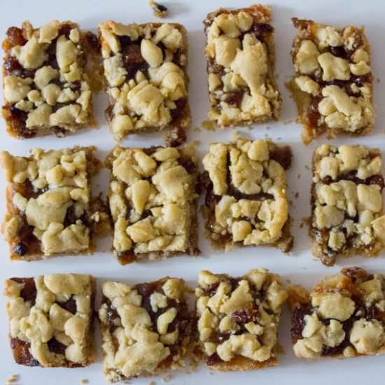 Mince Pie Crumble Bars