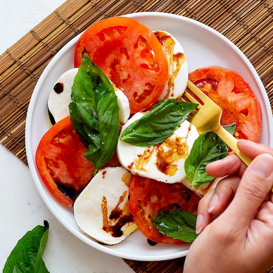 Caprese Salad (Insalata Caprese)