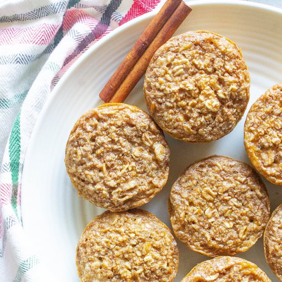 Baked Gingerbread Oatmeal Bites