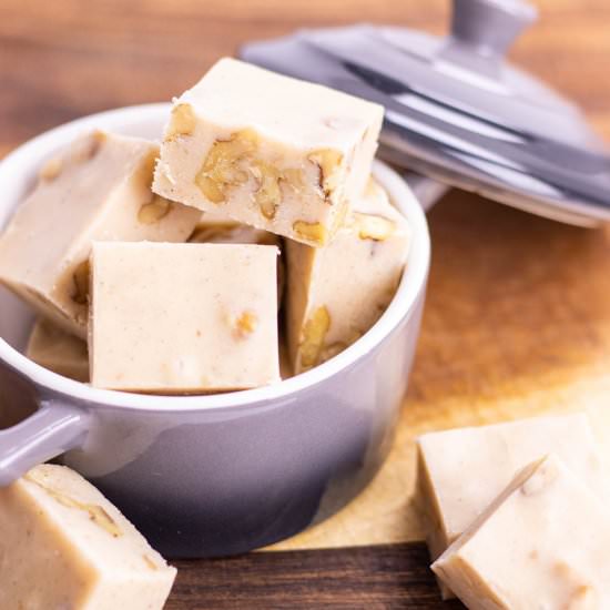 White Chocolate Eggnog Fudge