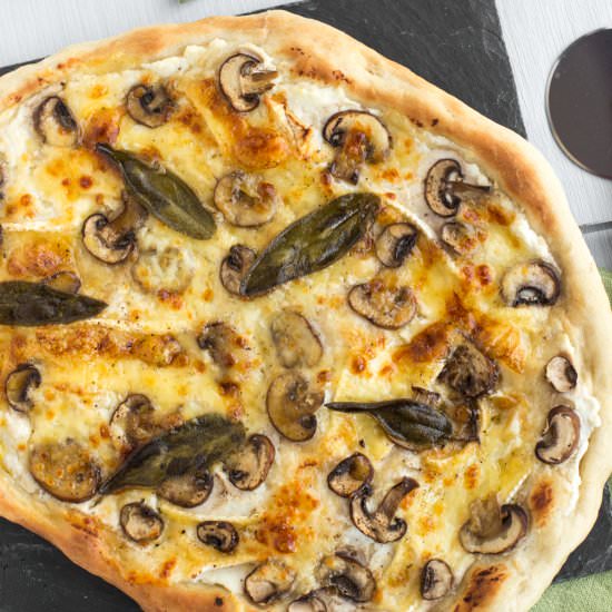 Mushroom and brie white pizza
