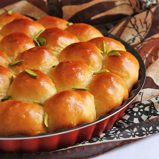 Beehive Sweet Buns Recipe