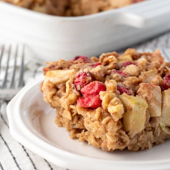 Apple Cranberry Baked Oatmeal