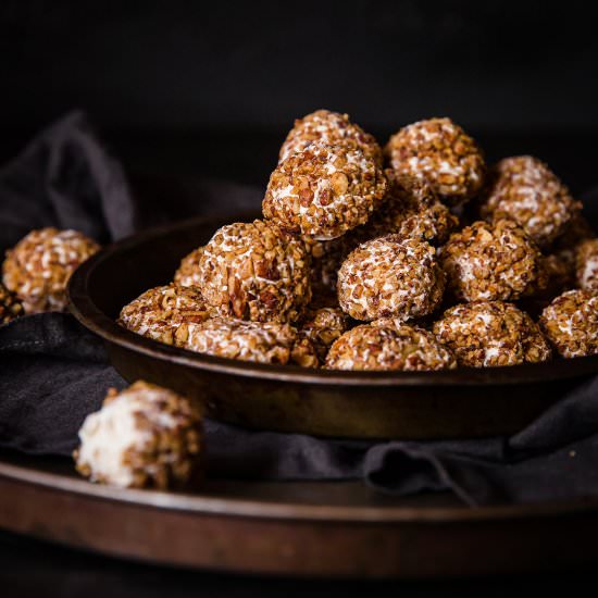 Sweet Spiced Cheese Balls