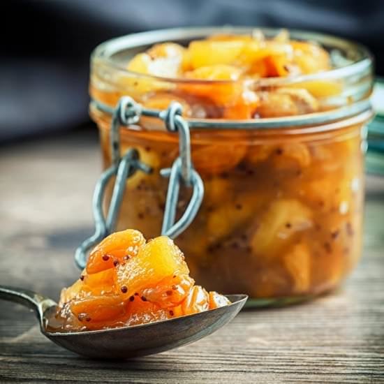 Simple Apple Chutney