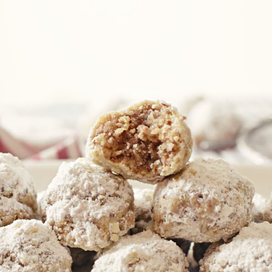 Pecan Snowball Cookies