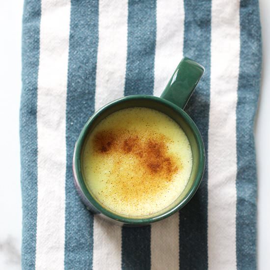 Easy Golden Milk Latte Recipe