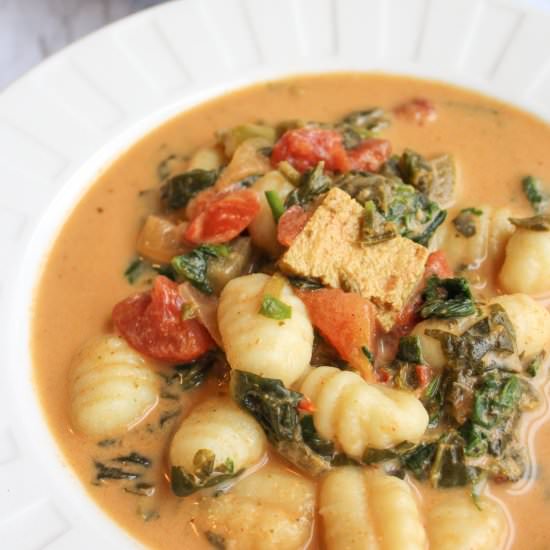 Easy coconut curry gnocchi soup