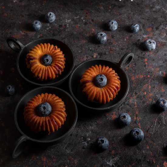 Blueberry bundt cake