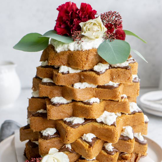 Christmas tree cake