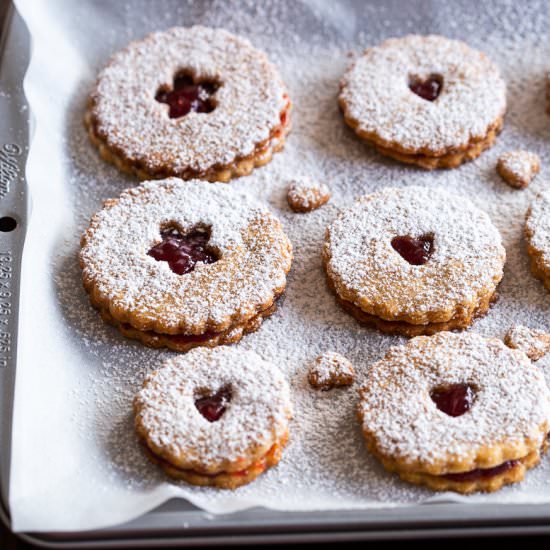 Linzer Cookies