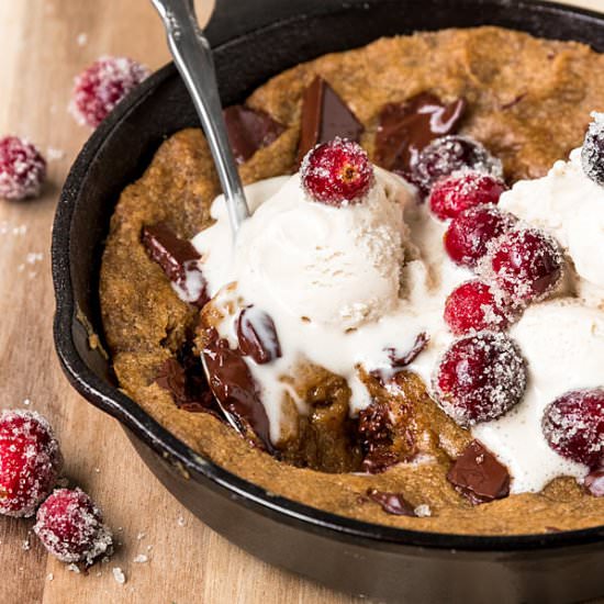 Gingerbread Skillet Cookie