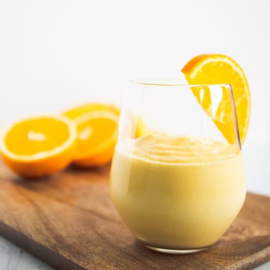 Mango Banana Smoothie