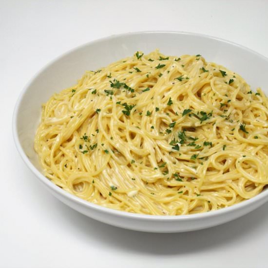 Three Cheese and Garlic Spaghetti
