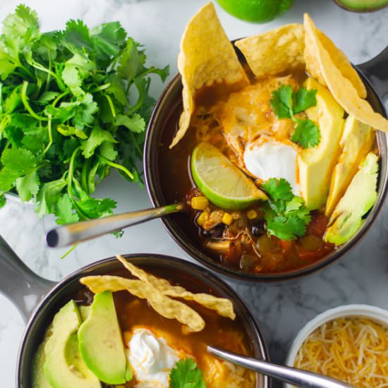 Instant Pot Chicken Tortilla Soup