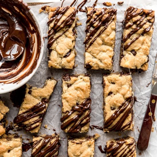 Tahini Chocolate Chip Cookie Bars