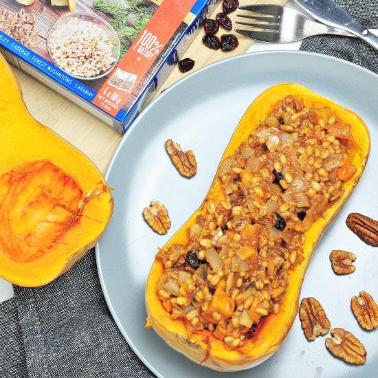 Pumpkin stuffed with pearl barley
