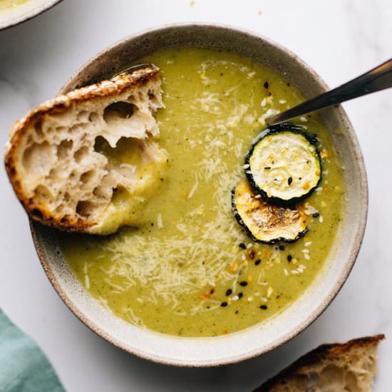 Creamy Parmesan Zucchini Soup