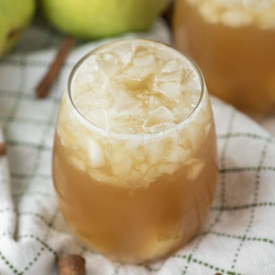 Pear Bourbon Cocktail