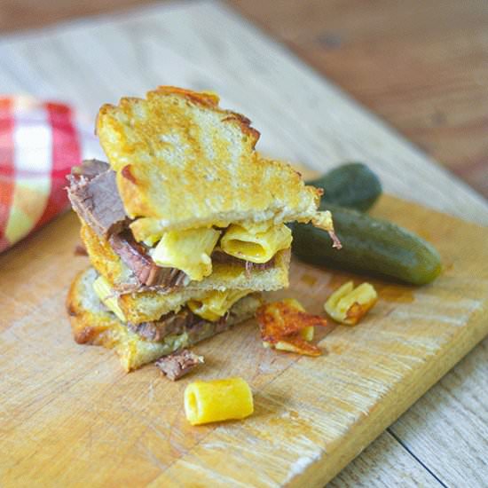 Grilled Brisket Mac N Cheese